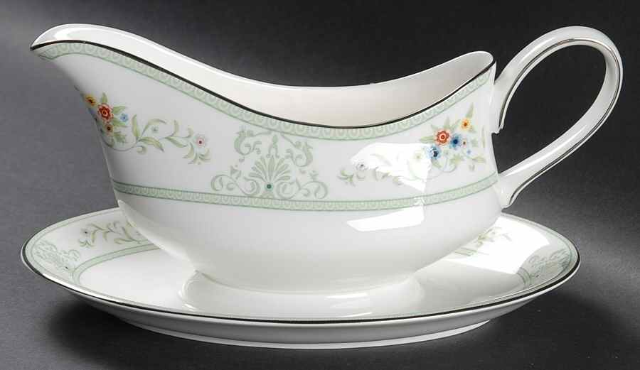 Agincourt Green Gravy Boat with Attached Underplate by Wedgwood-1