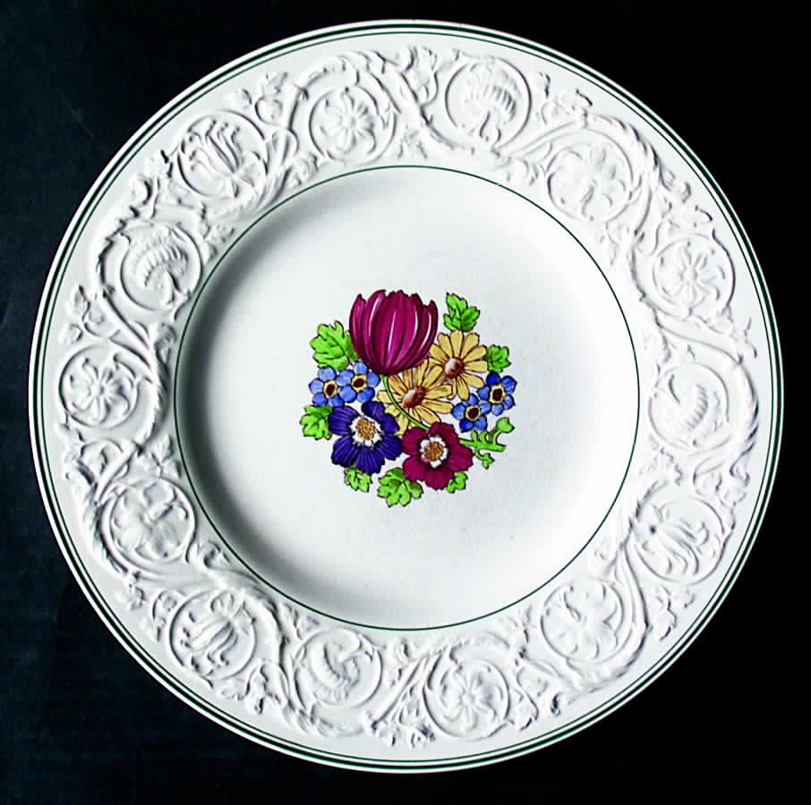 AK9151 Dinner Plate by Wedgwood-1