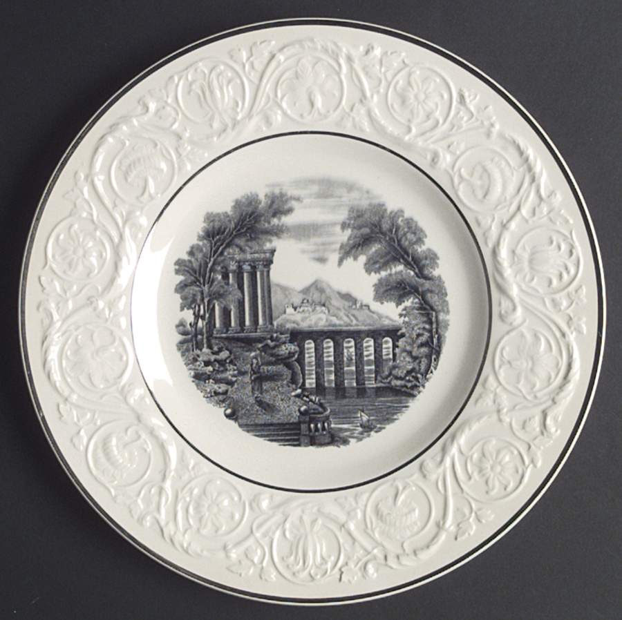 AL8071 Dinner Plate by Wedgwood-1