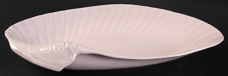 Alpine Pink (No Design, No#, Smooth) 12" Shell Shaped Dish by Wedgwood-1