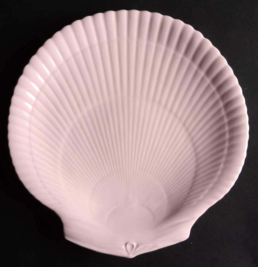 Nautilus Pink Dinner Plate by Wedgwood-1
