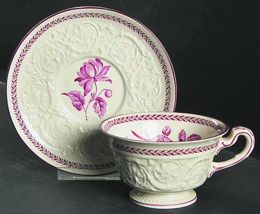 AM7864 Footed Cup & Saucer Set by Wedgwood-1