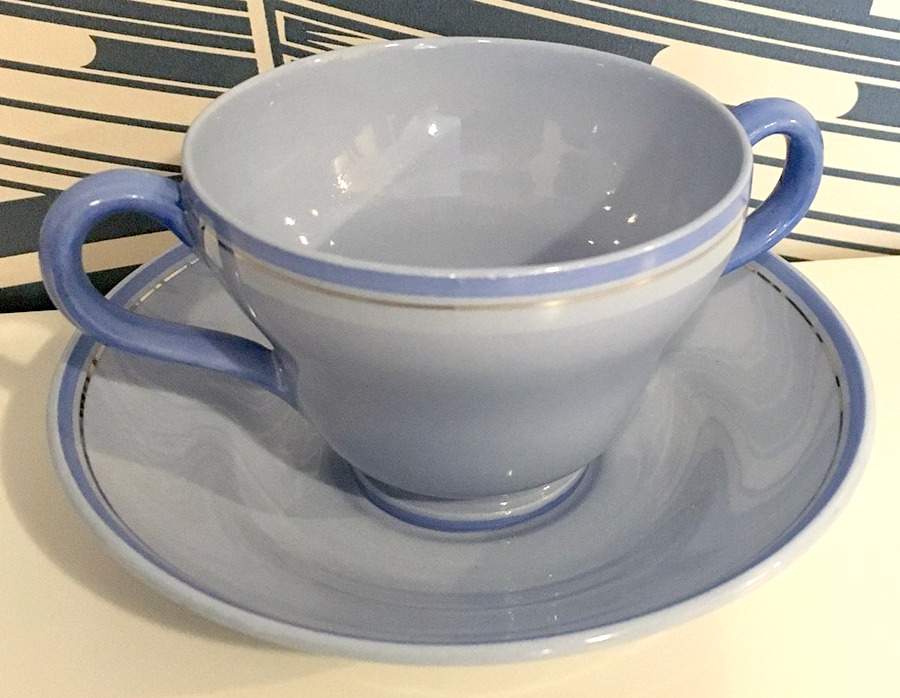 AM9120 Bouillon Cup & Saucer by Wedgwood-1