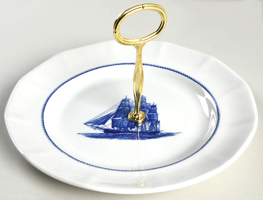 American Clipper Blue Round Serving Plate with Center Handle (Dp) Hc by Wedgwood-1