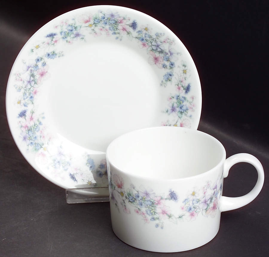 Angela Flat Cup & Saucer Set by Wedgwood-1