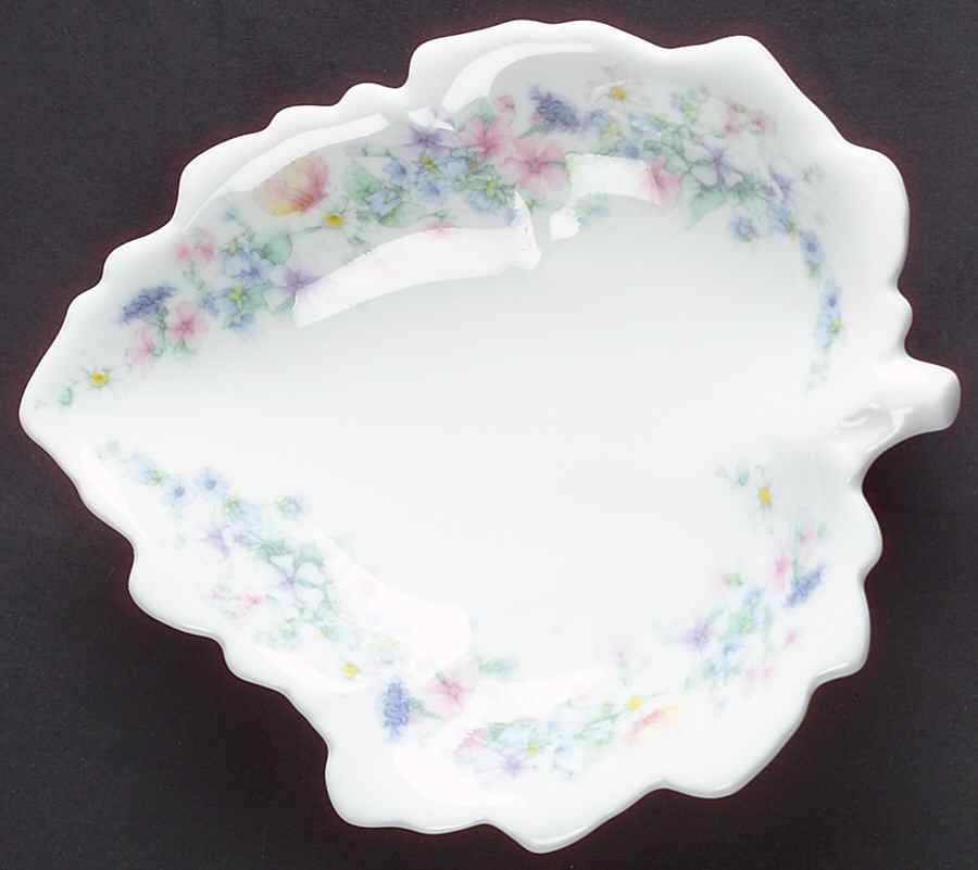 Angela Small Leaf Dish by Wedgwood-1