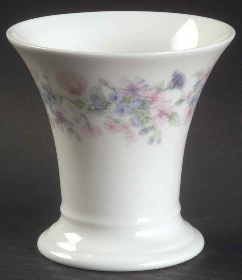 Angela Posey Pot by Wedgwood-1