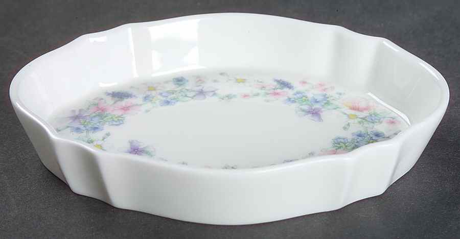 Angela Silver Tray by Wedgwood-1