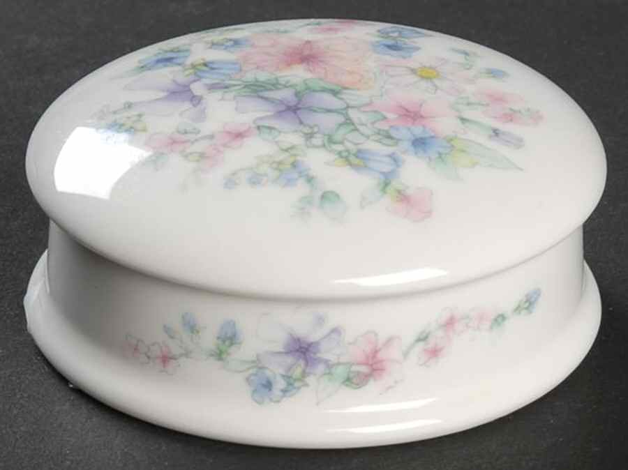 Angela Pill Box by Wedgwood-1