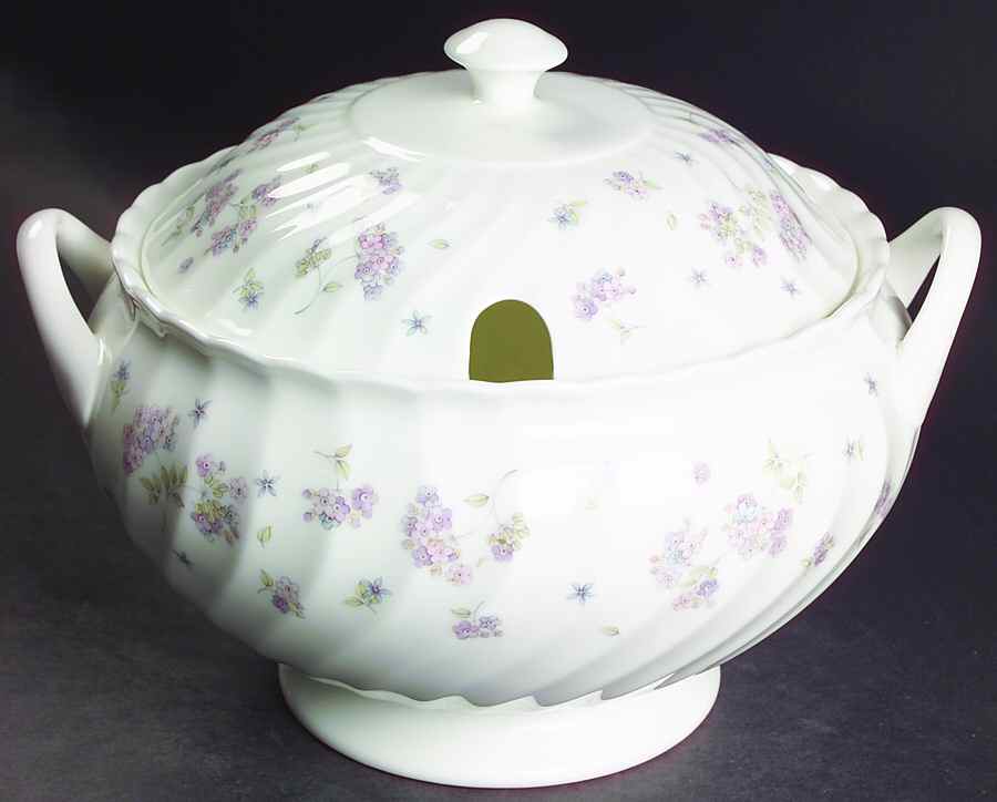 April Flowers Tureen &  Lid by Wedgwood-1
