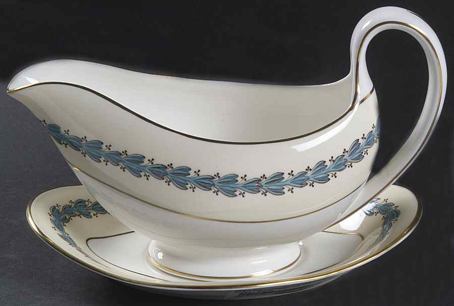 Appledore Gravy Boat & Underplate by Wedgwood-1