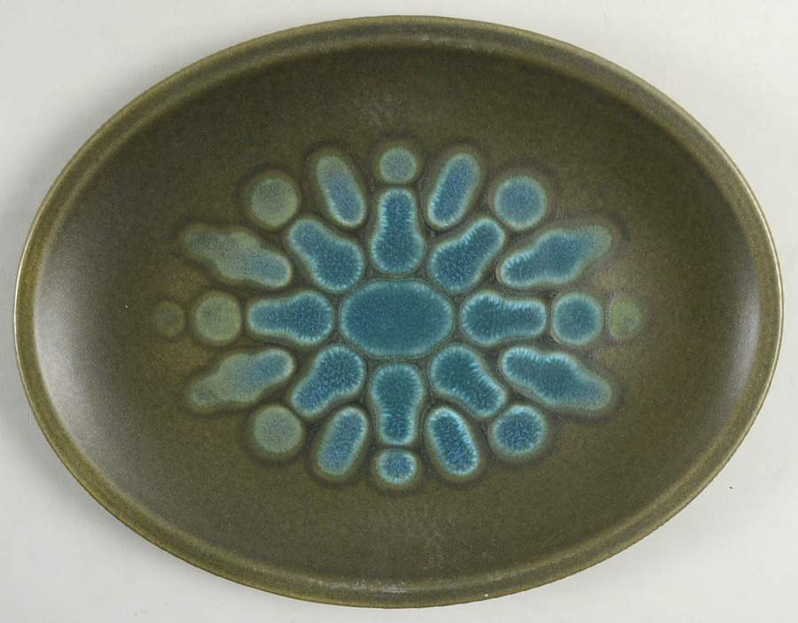 Aquarius 11" Oval Serving Platter by Wedgwood-1