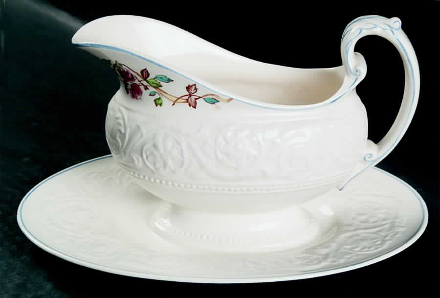 Argyle Gravy Boat with Attached Underplate by Wedgwood-1