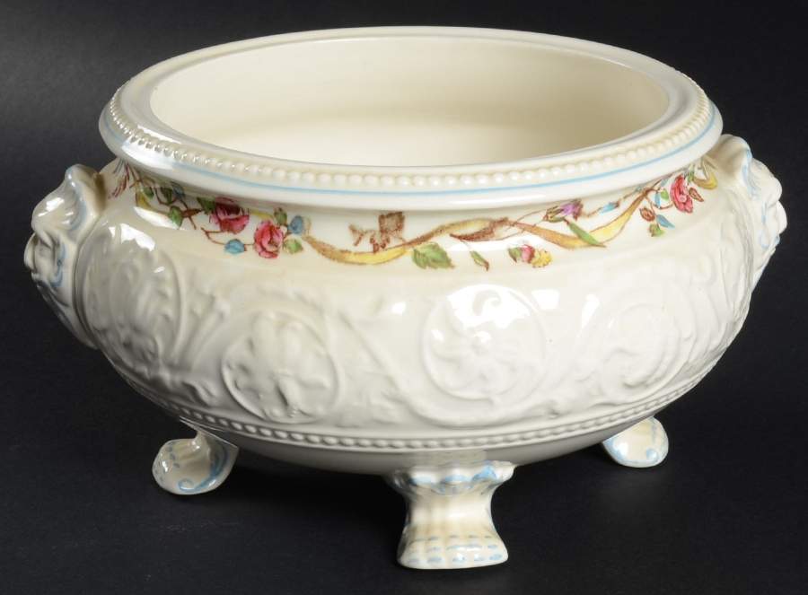 Argyle Round Vegetable No Lid by Wedgwood-1