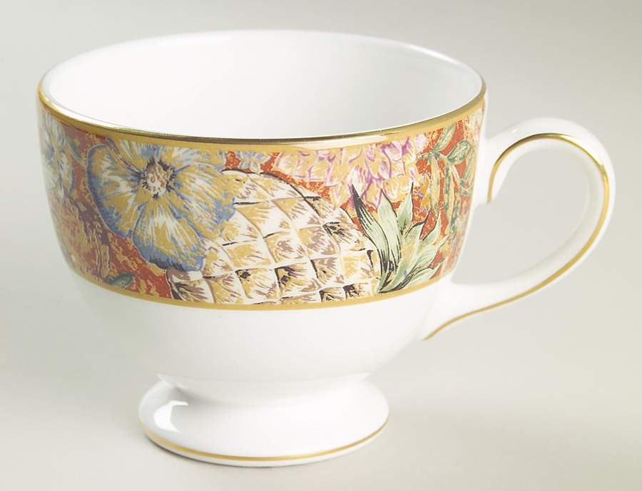 Augustus Leigh Shape Footed Cup by Wedgwood-1