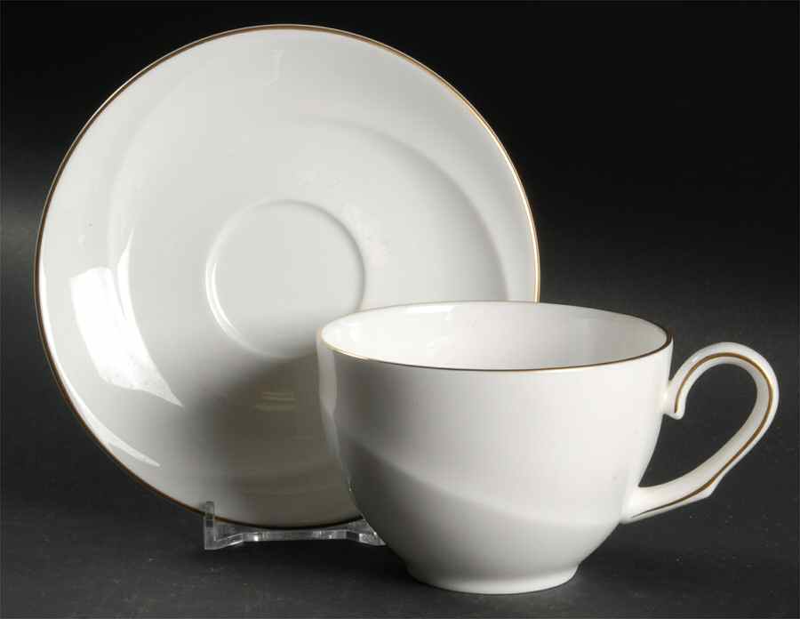 Aurora Flat Cup & Saucer Set by Wedgwood-1