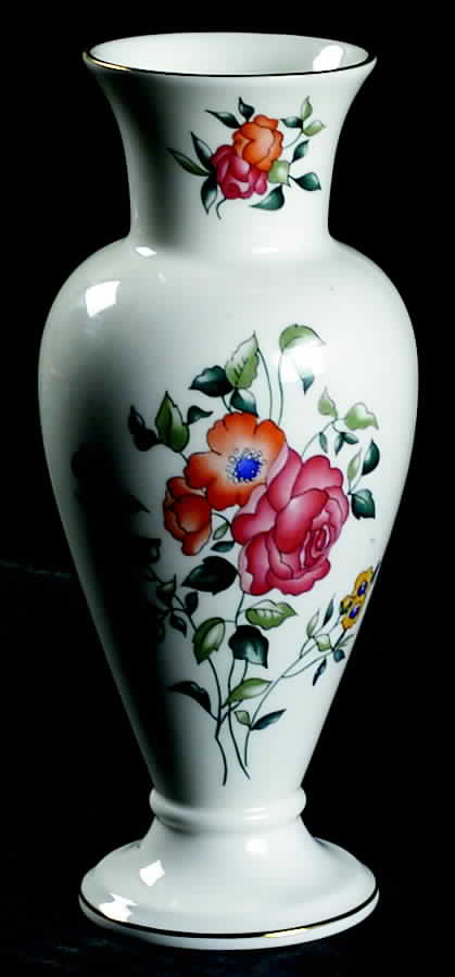 Avebury Globe Vase by Wedgwood-1