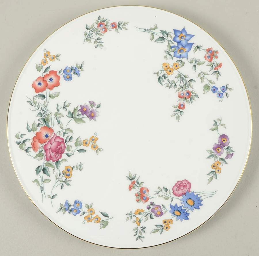 Avebury Cake Plate by Wedgwood-1