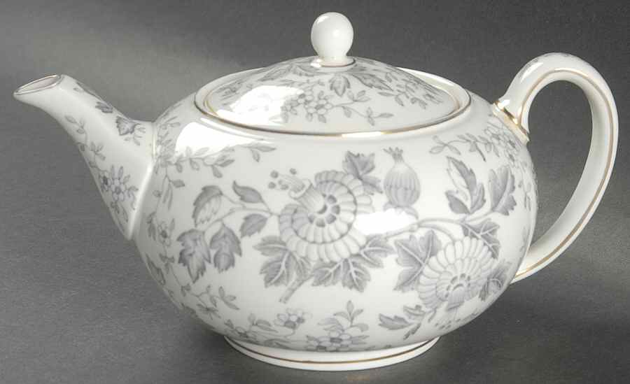 Avon Gray (Platinum) Teapot & Lid by Wedgwood-1