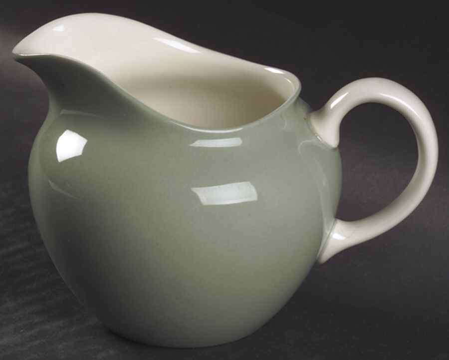 Barlaston Green Creamer by Wedgwood-1