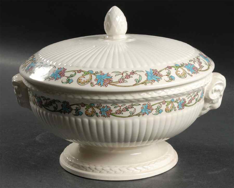 Banbury Round Covered Vegetable by Wedgwood-1