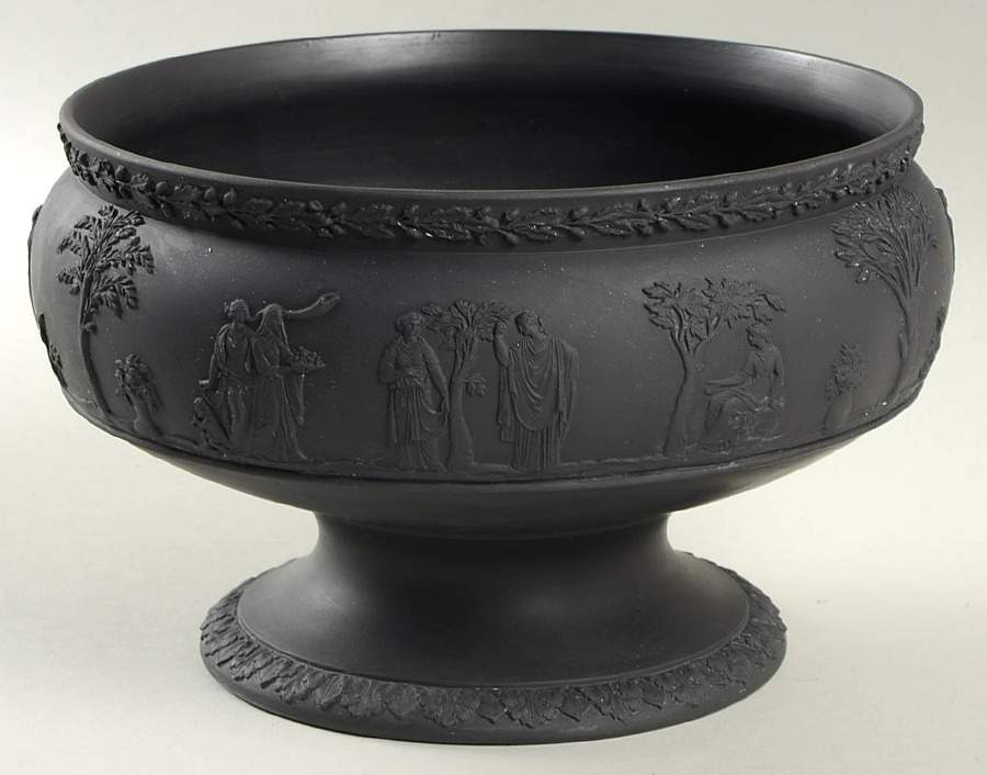 Basalt Black Round Footed Imperial Bowl by Wedgwood-1