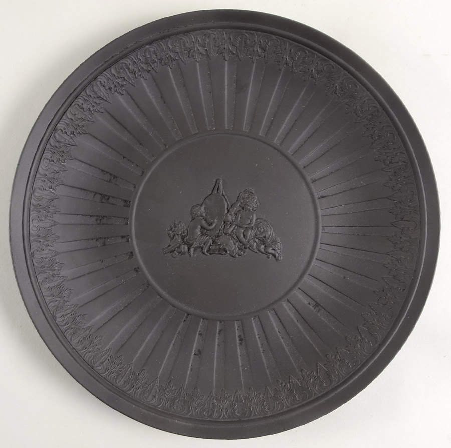Basalt Black 10" Round Fluted Tray by Wedgwood-1