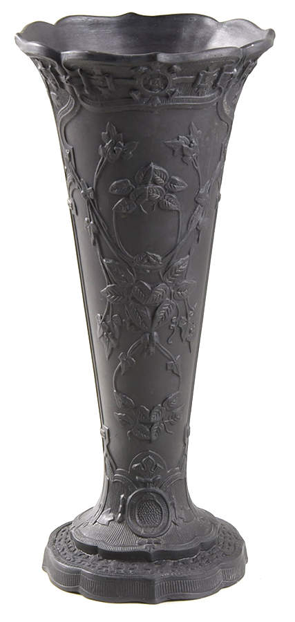 Basalt Black Elizabethan Vase by Wedgwood-1