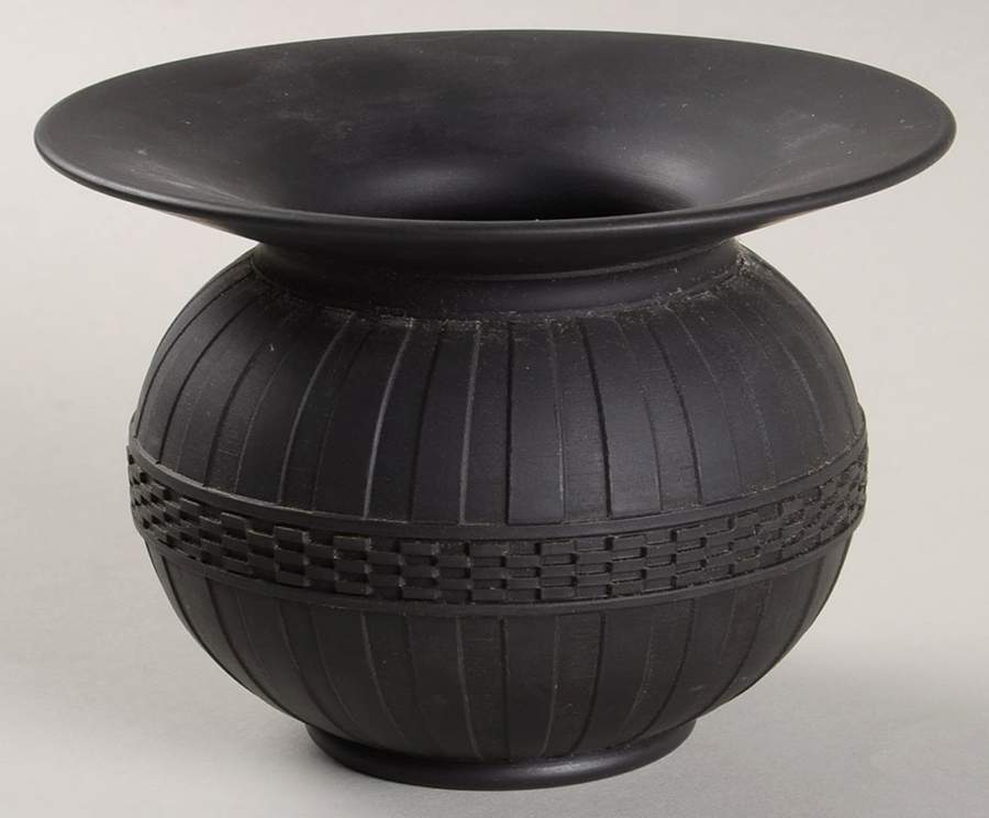 Basalt Black Spittoon by Wedgwood-1