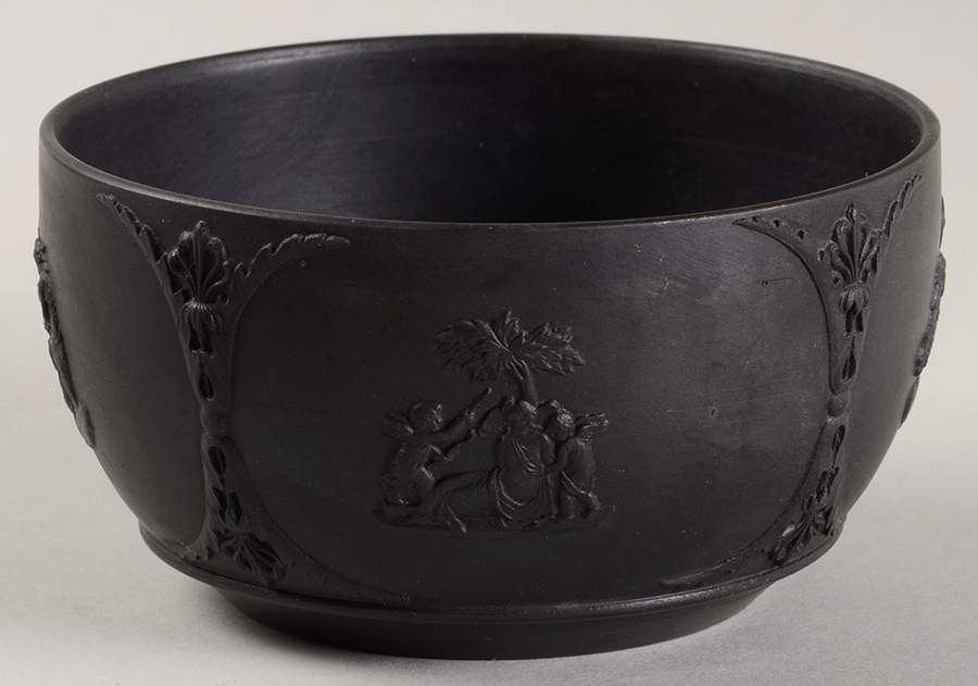 Basalt Black Bute Bowl by Wedgwood-1