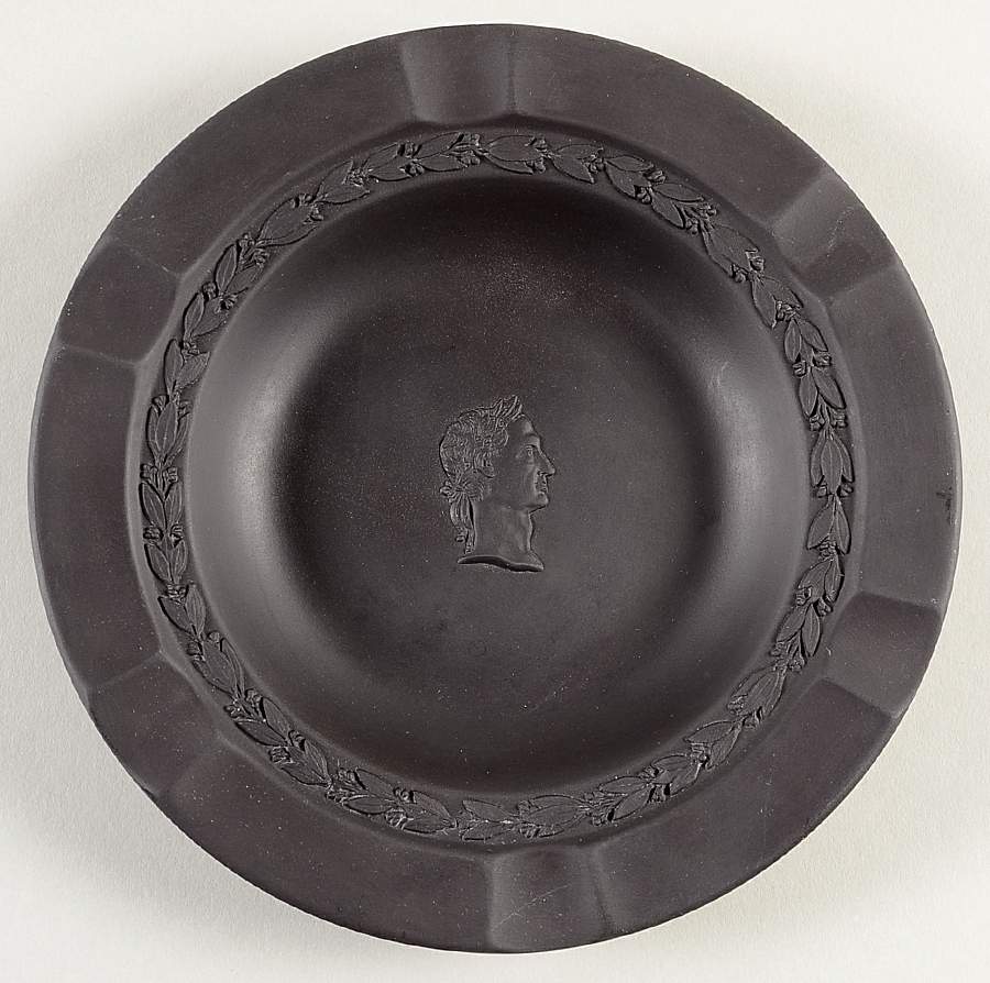 Basalt Black Executive Ashtray by Wedgwood-1