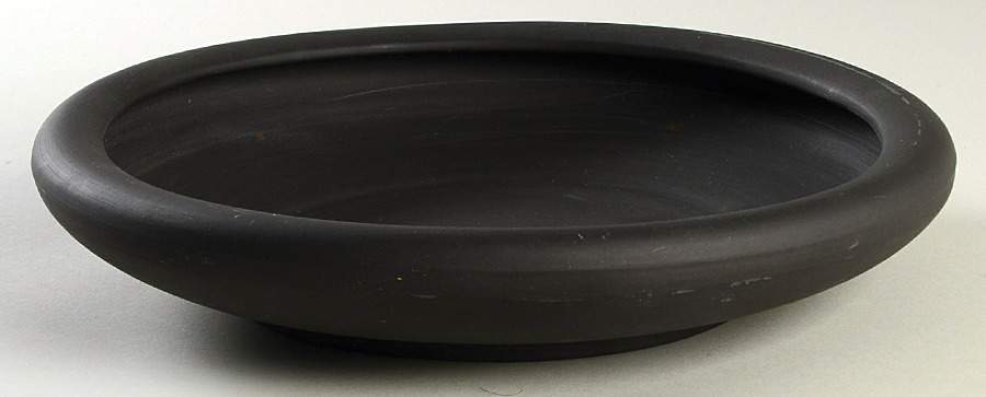 Basalt Black 10" Gardenia Bowl by Wedgwood-1