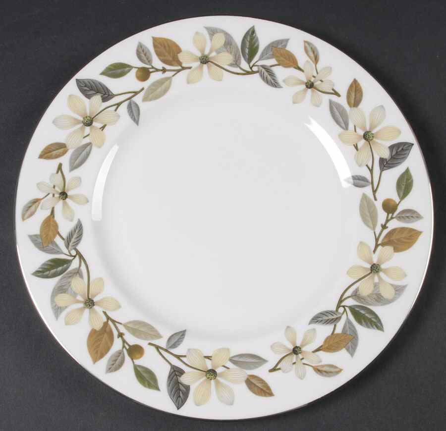 Beaconsfield Luncheon Plate by Wedgwood-1