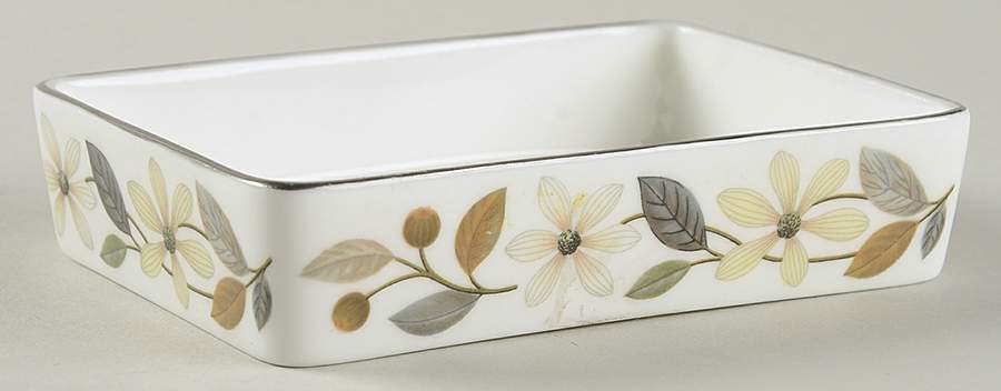 Beaconsfield Cigarette Box No Lid by Wedgwood-1