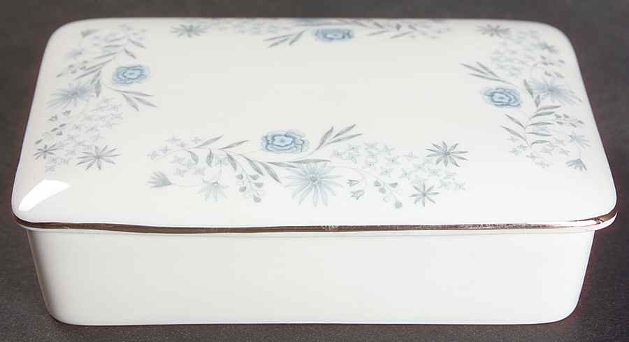 Belle Fleur Cigarette Box & Lid by Wedgwood-1