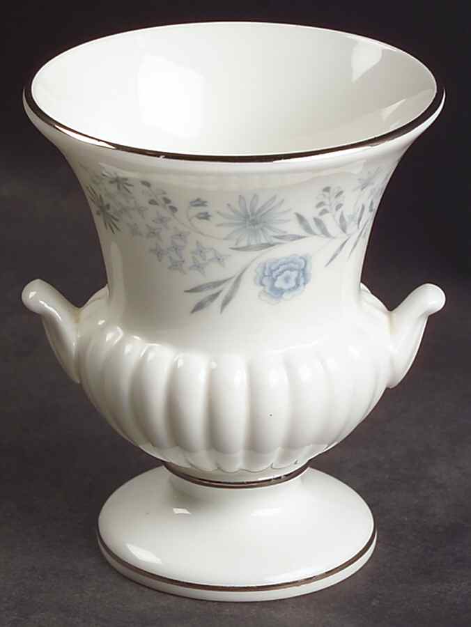 Belle Fleur Mini Bud Vase by Wedgwood-1