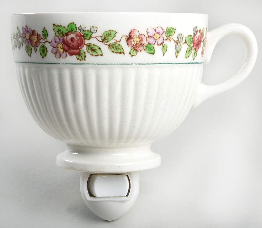 Belmar 1 5/8" + cup (H) Night Light/Cup HC by Wedgwood-1