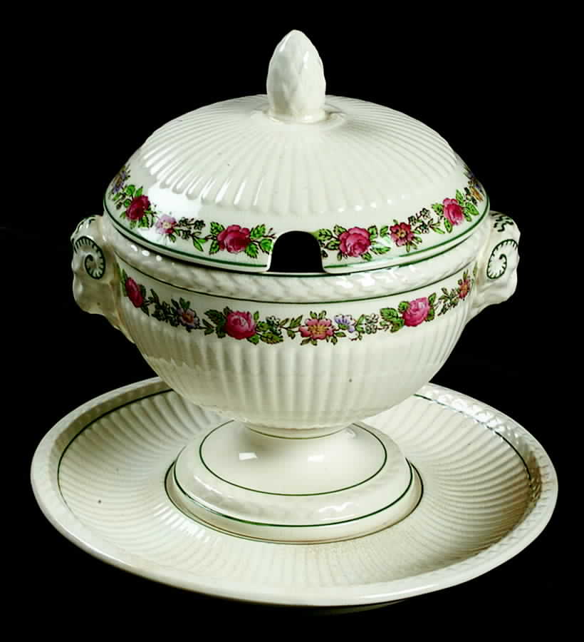 Belmar Sauce Boat & Lid with Underplate by Wedgwood-1