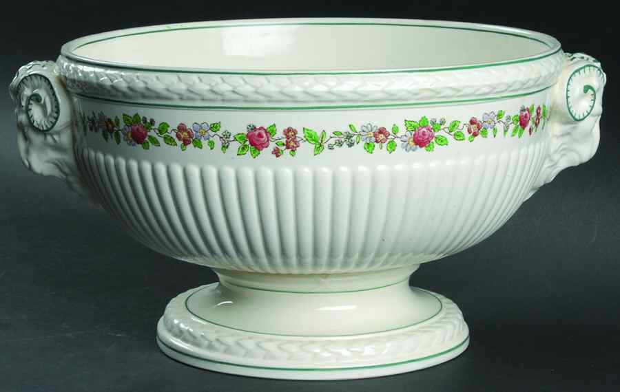 Belmar Large Footed Salad Serving Bowl by Wedgwood-1