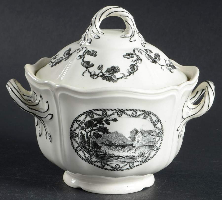 Bewick Black Sugar Bowl & Lid by Wedgwood-1