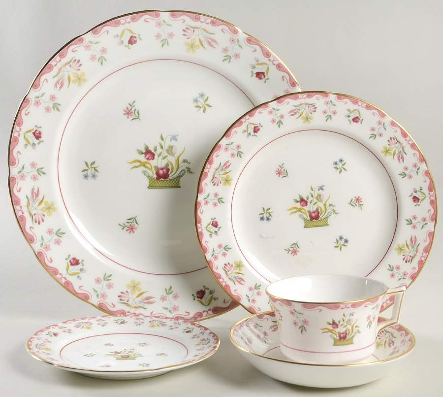 Bianca (Williamsburg Mark) 5 Piece Place Setting by Wedgwood-1