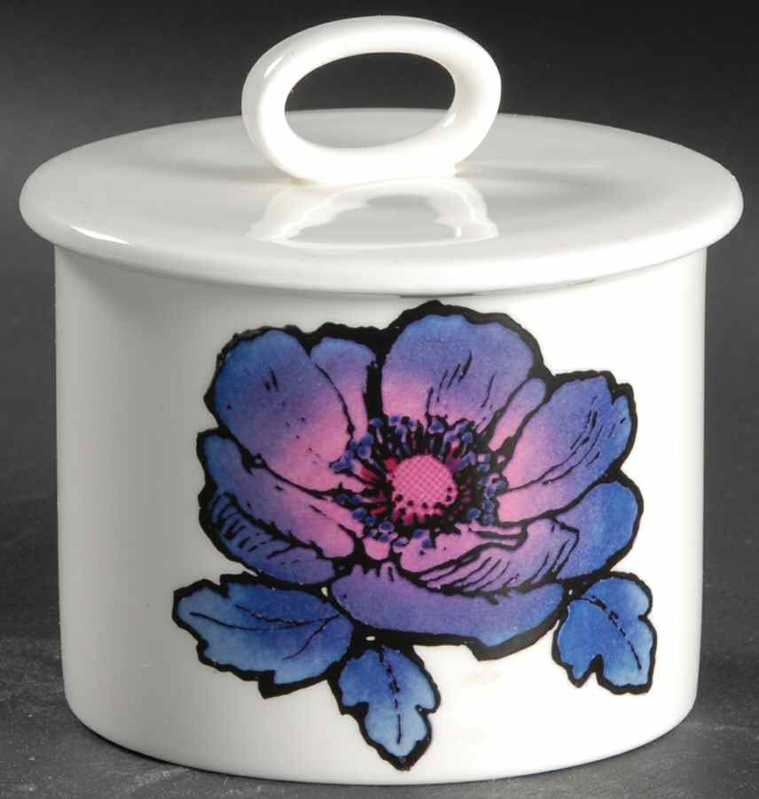 Blue Anemone Sugar Bowl & Lid by Wedgwood-1