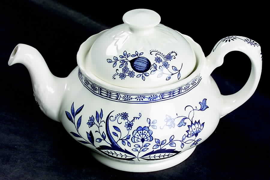 Blue Heritage Small Teapot & Lid by Wedgwood-1