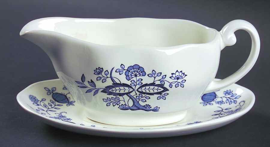 Blue Onion Gravy Boat & Underplate by Wedgwood-1