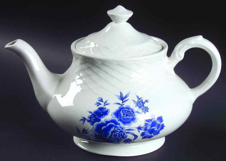 Blue Rose Teapot & Lid by Wedgwood-1