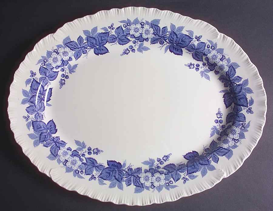 Bramble Blue (Shell Edge) 17" Oval Serving Platter by Wedgwood-1