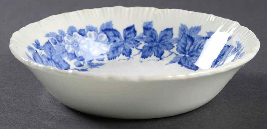 Bramble Blue (Shell Edge) Fruit/Dessert (Sauce) Bowl by Wedgwood-1