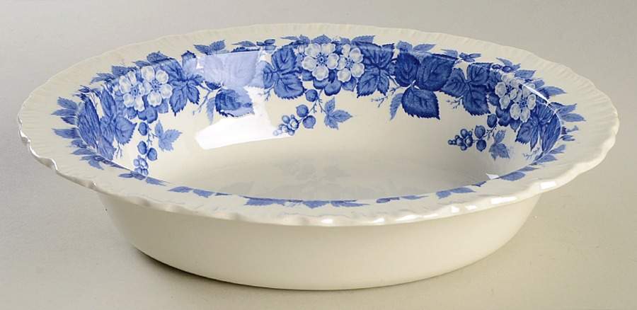 Bramble Blue (Shell Edge) 9" Oval Vegetable Bowl by Wedgwood-1
