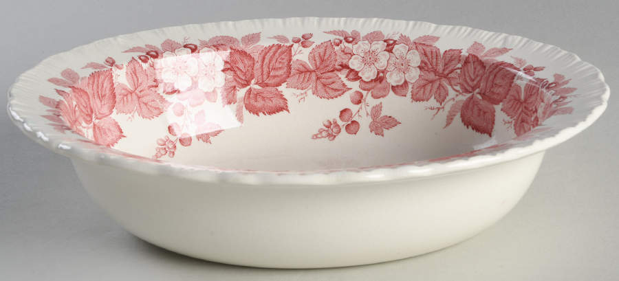 Bramble Pink (Shell Edge) 9" Oval Vegetable Bowl by Wedgwood-1