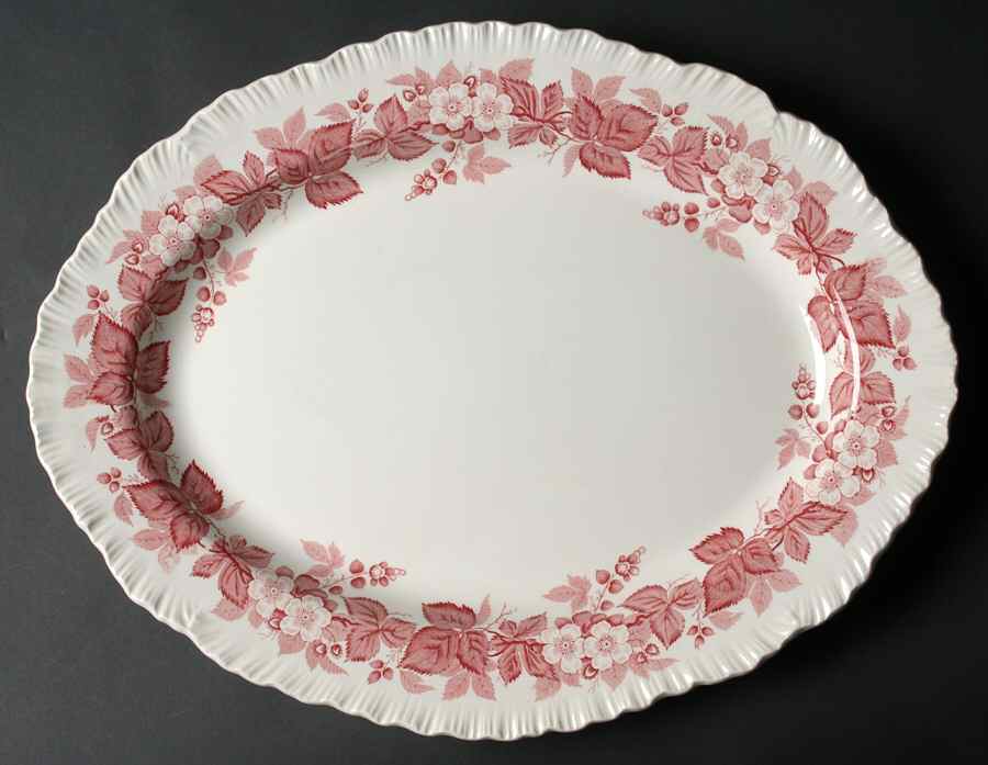 Bramble Pink (Shell Edge) 17" Oval Serving Platter by Wedgwood-1